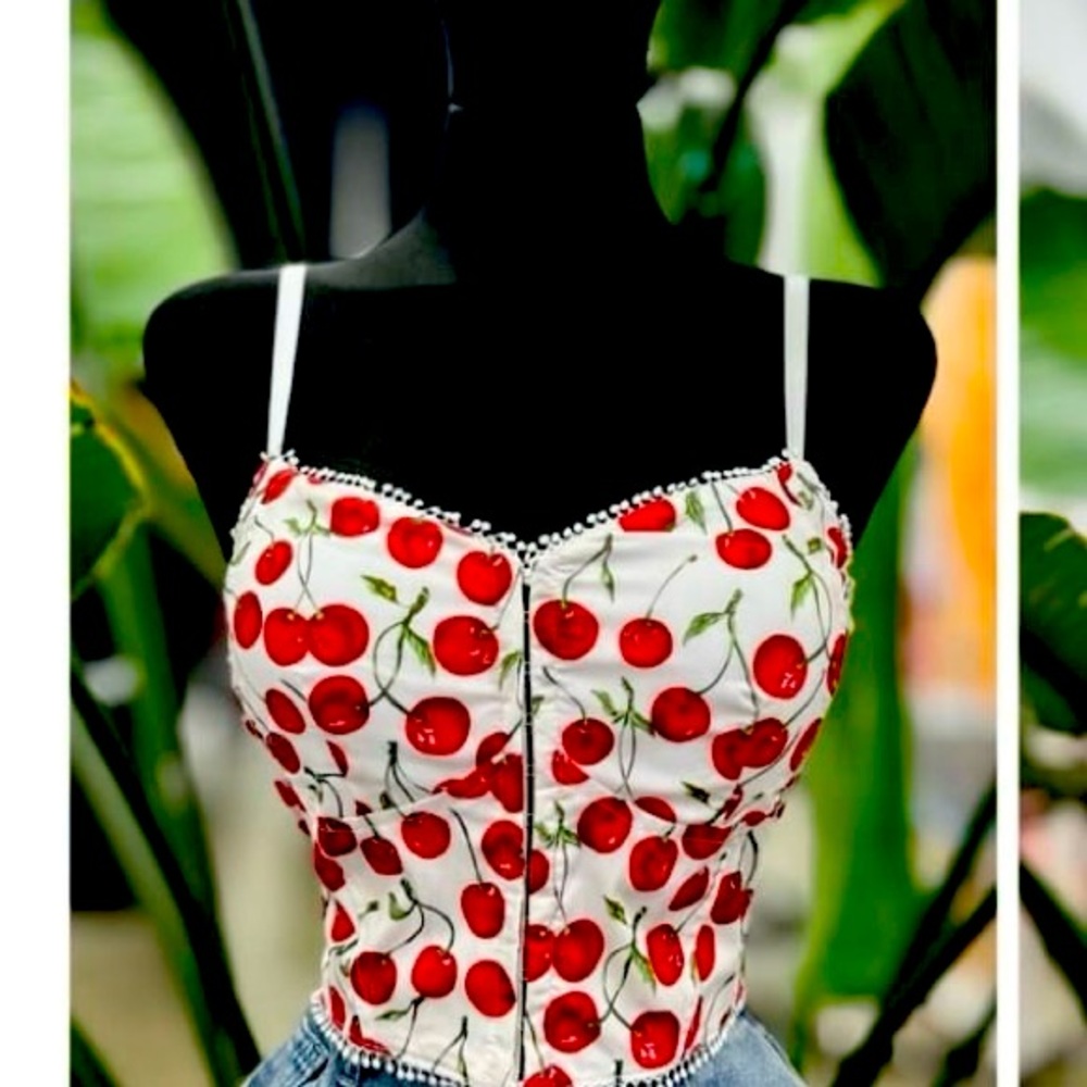 Trending Cherry blouse !! 
2S 2M 2L